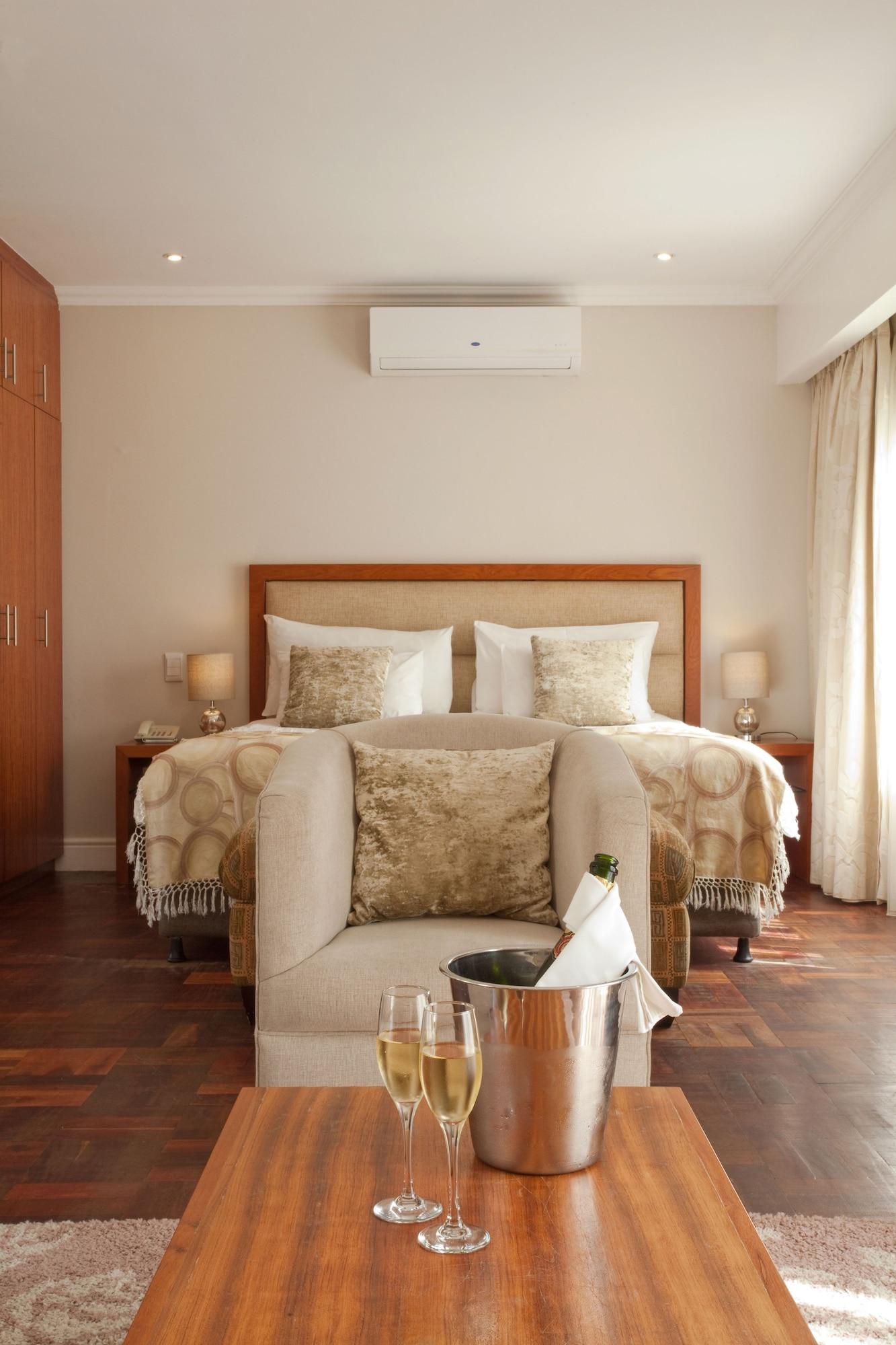 Cascade Manor Hotel พาร์ล ภายนอก รูปภาพ