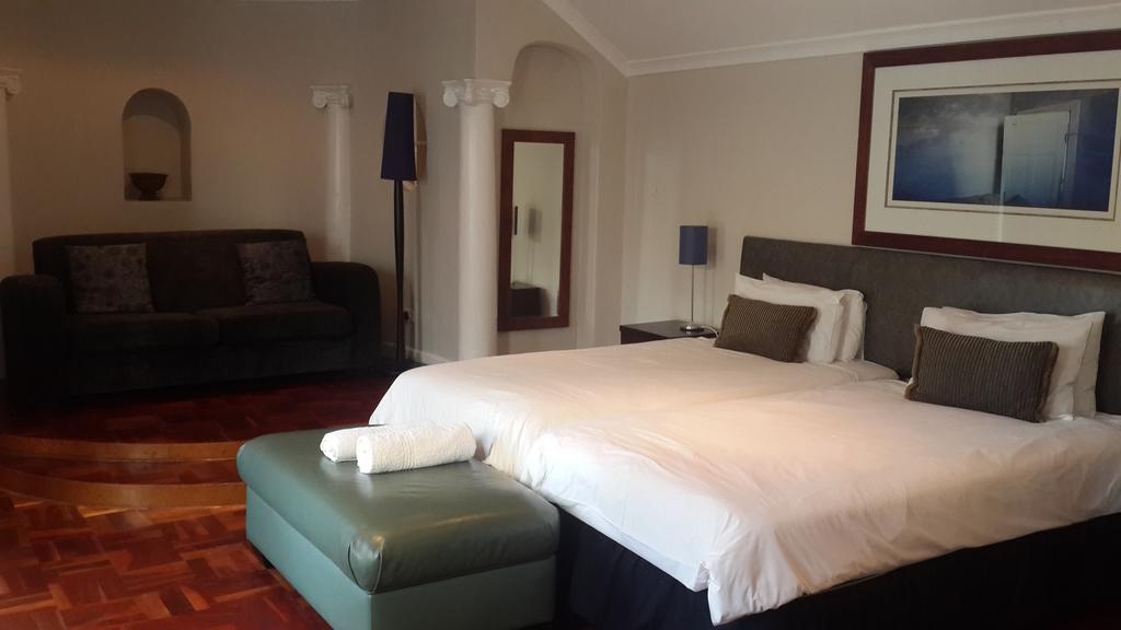 Cascade Manor Hotel พาร์ล ภายนอก รูปภาพ