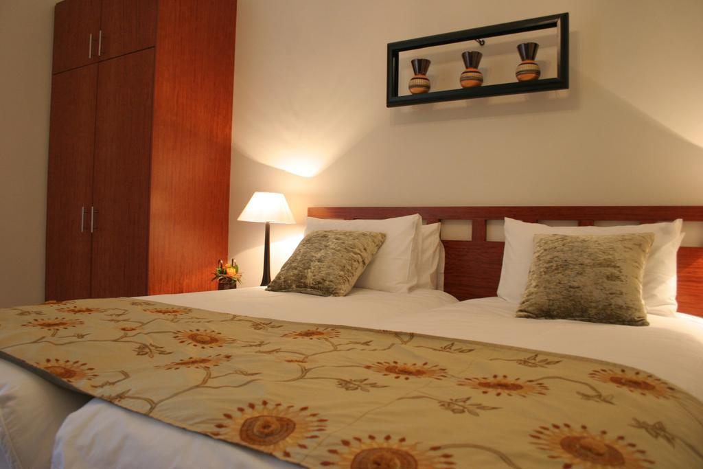 Cascade Manor Hotel พาร์ล ภายนอก รูปภาพ